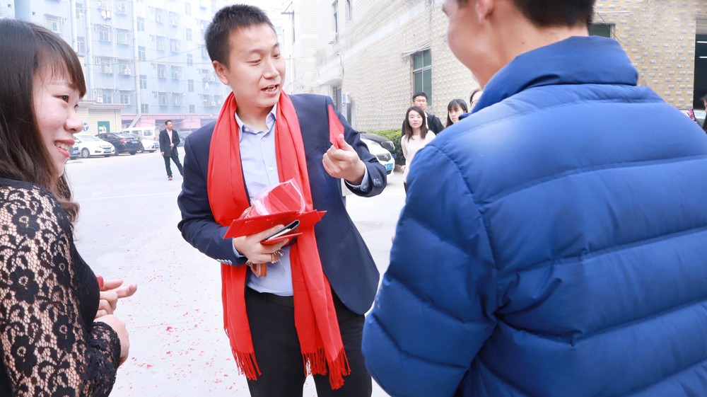 油煙凈化器，油煙凈化設(shè)備，油煙凈化機