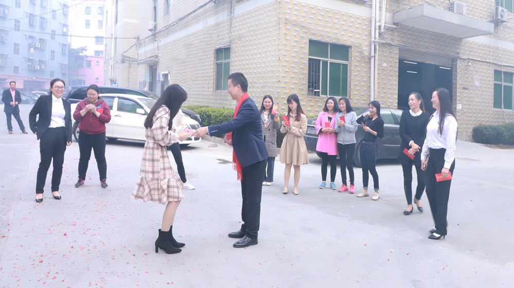 油煙凈化器，油煙凈化設(shè)備，油煙凈化機