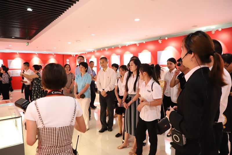 油煙凈化器，油煙凈化設備，油煙凈化機