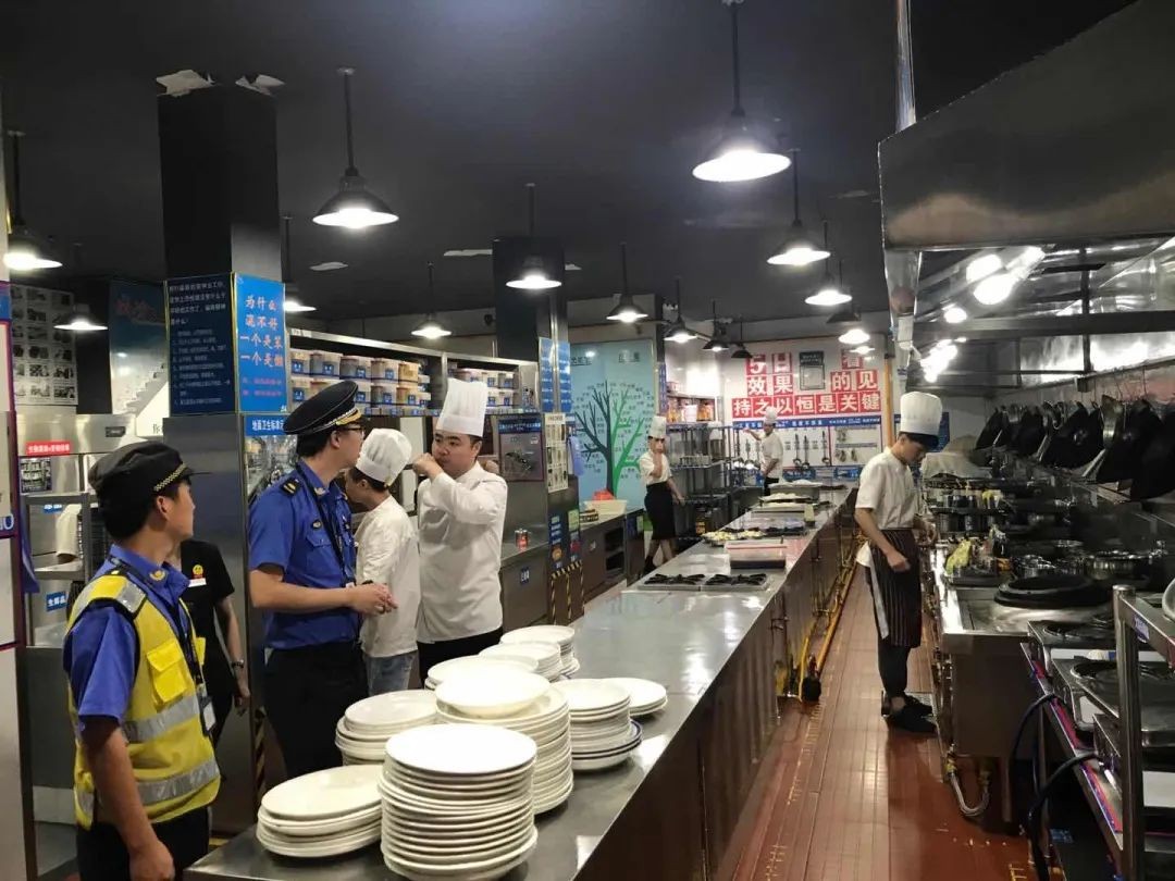 油煙凈化器，油煙凈化設(shè)備，油煙凈化機