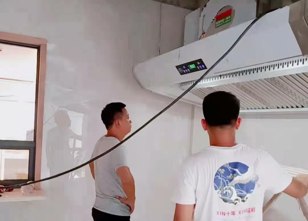 油煙凈化器，油煙凈化設(shè)備，油煙凈化機(jī)
