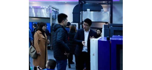 熱烈歡迎經(jīng)銷商、客戶蒞臨廣杰環(huán)保集團(tuán)總部參觀學(xué)習(xí)